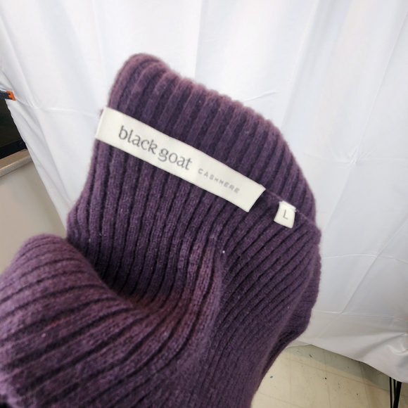 Black Goat Cashmere dress size L in EUC - Picture 2 of 9